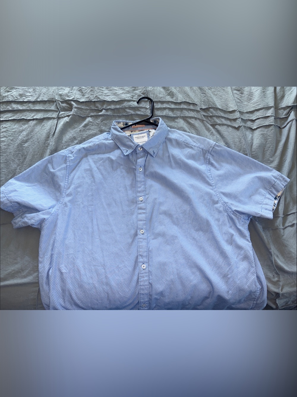Men's Light Blue Short-Sleeve Button-Down Shirt